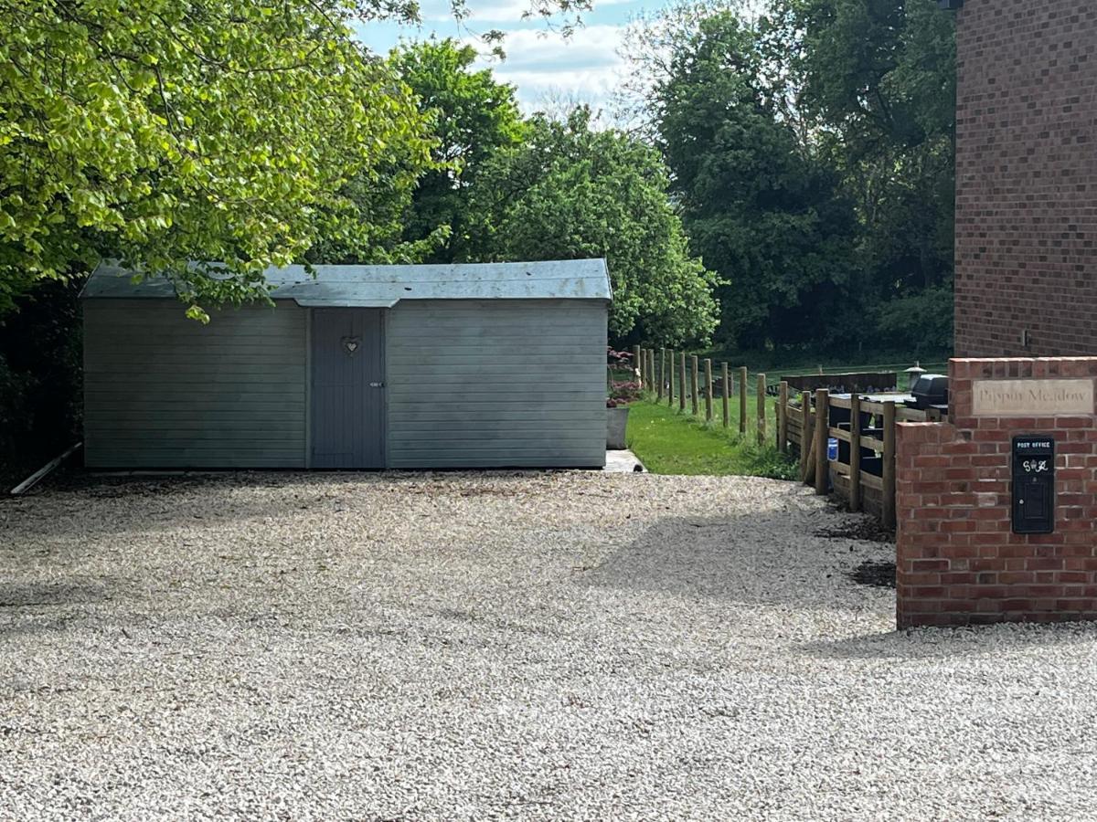 Pear Tree Cottage Courtyard Shrewsbury Exterior foto